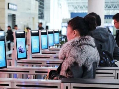 健康碼出入境口岸健康碼驗(yàn)證人臉測溫閘機(jī)測溫 哪家好？價格怎么樣？代理招商，生產(chǎn)廠家，價格，哪家好，多少錢，品牌，報價，廠家，哪個公司好