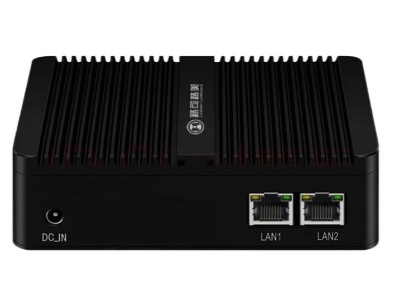 <p>&nbsp;&nbsp;&nbsp;&nbsp;&nbsp; 戶外或半戶外測溫輔助專用；矯正戶外/半戶外場景高溫/低溫誤報。避免溫差較大天氣時戶外或半戶外測溫偏差較大，高熱天氣所測體溫誤報為高溫，低溫天氣所測體溫嚴重低于正常值的問題。準確率提升幅度63.5% ~ 95.8%。</p><p style="text-align: center;"><img src="/upload/editor/image/2022/09/03/6379784325743769369829830.png" title="1662217653605.png" alt="1662217653605.png"/></p><p>AI 動態(tài)測溫矯正中控終端，是路可路美針對戶外或半戶外測溫設(shè)備在高溫天氣經(jīng)常出現(xiàn)高溫誤報或無法真正檢測發(fā)熱人員而開發(fā)的對溫度進行感知及動態(tài)誤差矯正的系統(tǒng)級輔助測溫產(chǎn)品，系統(tǒng)通過對測溫傳感器探測眾多的測溫數(shù)值（溫度值、相對位置矢量、五官區(qū)域、環(huán)境溫度等）并綜合其他多種維度指標，采用AI人工智能計算技術(shù)，對探測的體溫進行誤差矯正，使在戶外或半戶外環(huán)境下所測量體溫更接近于真實值；經(jīng)實驗表明，AI動態(tài)測溫矯正對于戶外或半戶外測溫場景，測溫準確性可提高63.5%~95.8%（路可路美實驗室數(shù)據(jù)）。</p><p style="text-align: center;"><img src="/upload/editor/image/2022/09/03/6379784334023821793068480.png" title="1662217733390.png" alt="1662217733390.png"/></p><p style="text-align: center;"><img src="/upload/editor/image/2022/09/03/6379784340061403356923578.png" title="1662217795968.png" alt="1662217795968.png"/></p>